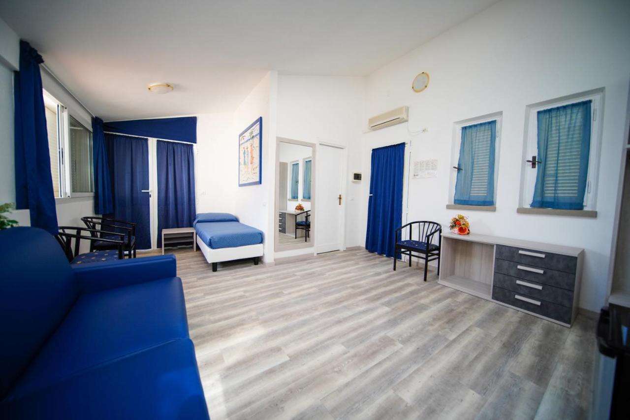 Hotel Capo Di Stella กาโปลิเวรี ภายนอก รูปภาพ