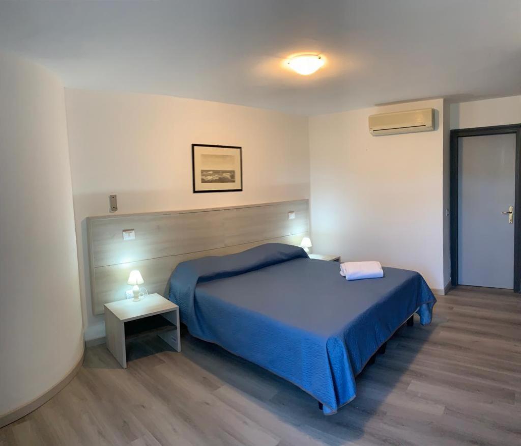 Hotel Capo Di Stella กาโปลิเวรี ภายนอก รูปภาพ