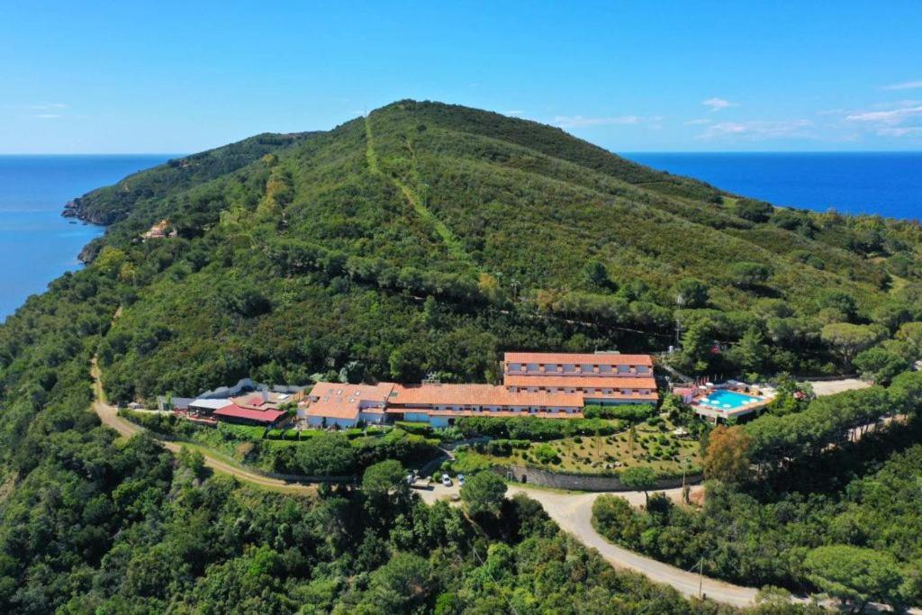 Hotel Capo Di Stella กาโปลิเวรี ภายนอก รูปภาพ