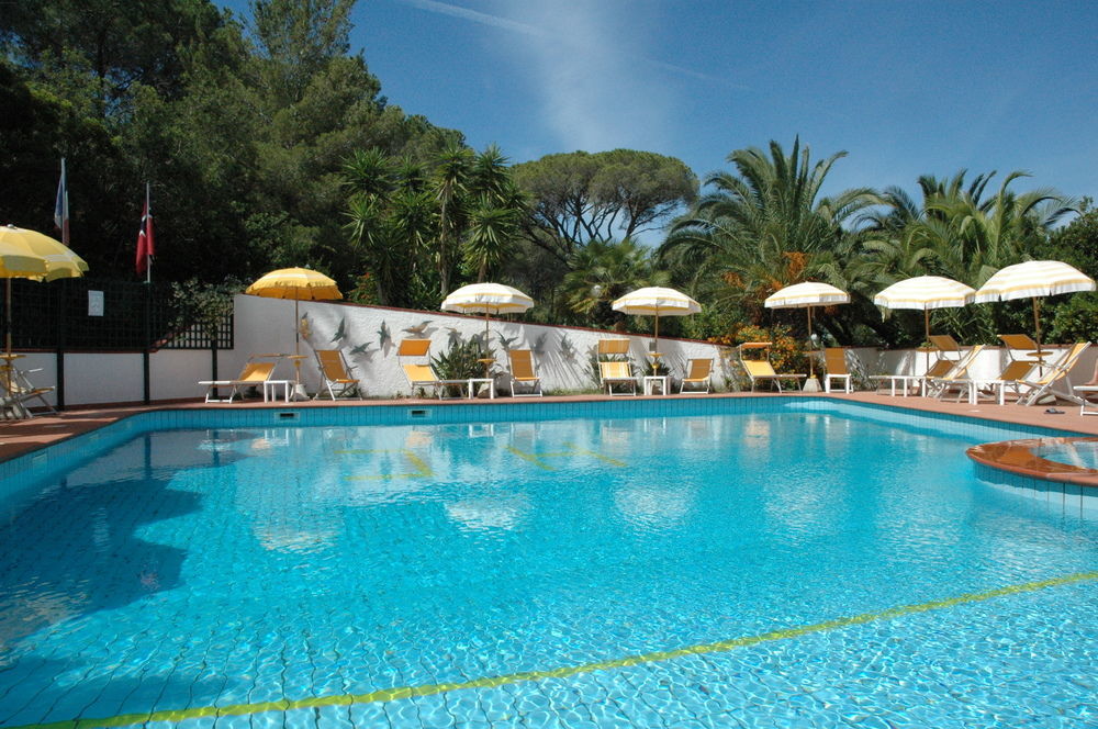 Hotel Capo Di Stella กาโปลิเวรี ภายนอก รูปภาพ