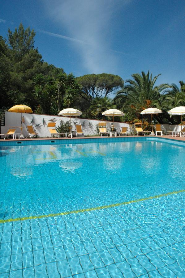 Hotel Capo Di Stella กาโปลิเวรี ภายนอก รูปภาพ