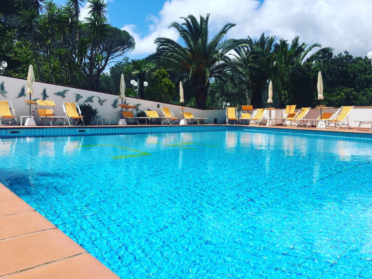 Hotel Capo Di Stella กาโปลิเวรี ภายนอก รูปภาพ