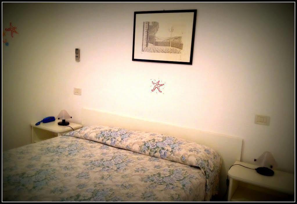 Hotel Capo Di Stella กาโปลิเวรี ภายนอก รูปภาพ